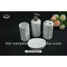 Vente directe 4pcs haut de gamme 4pcs salle de bains en céramique en porcelaine